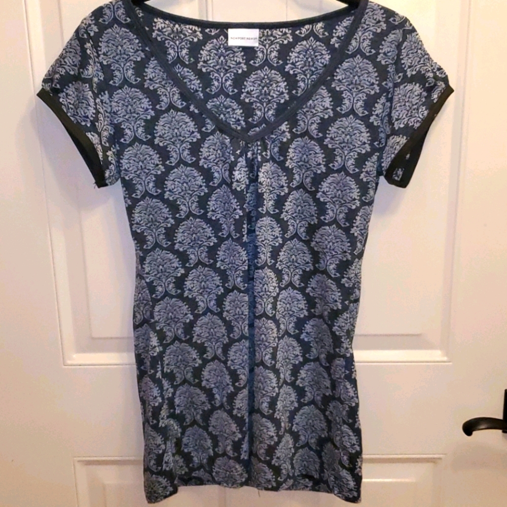 Fleur-de-lis burnout sheer top